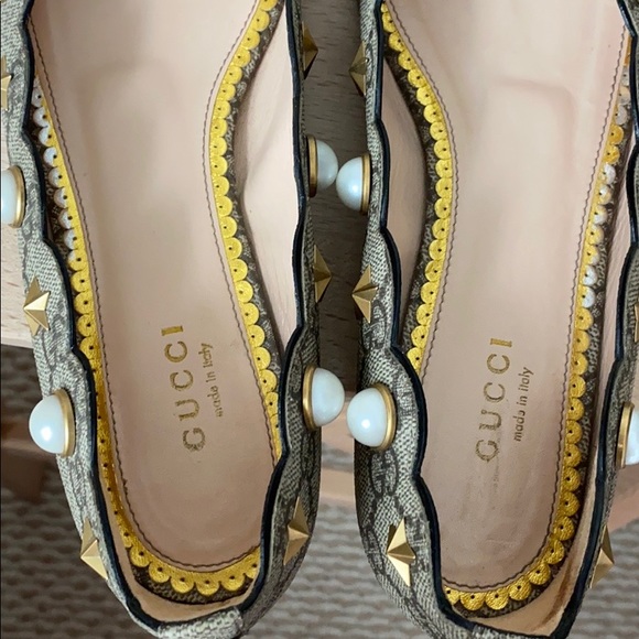 Gucci Flats with Receipt and Dust Bag - Picture 2 of 14